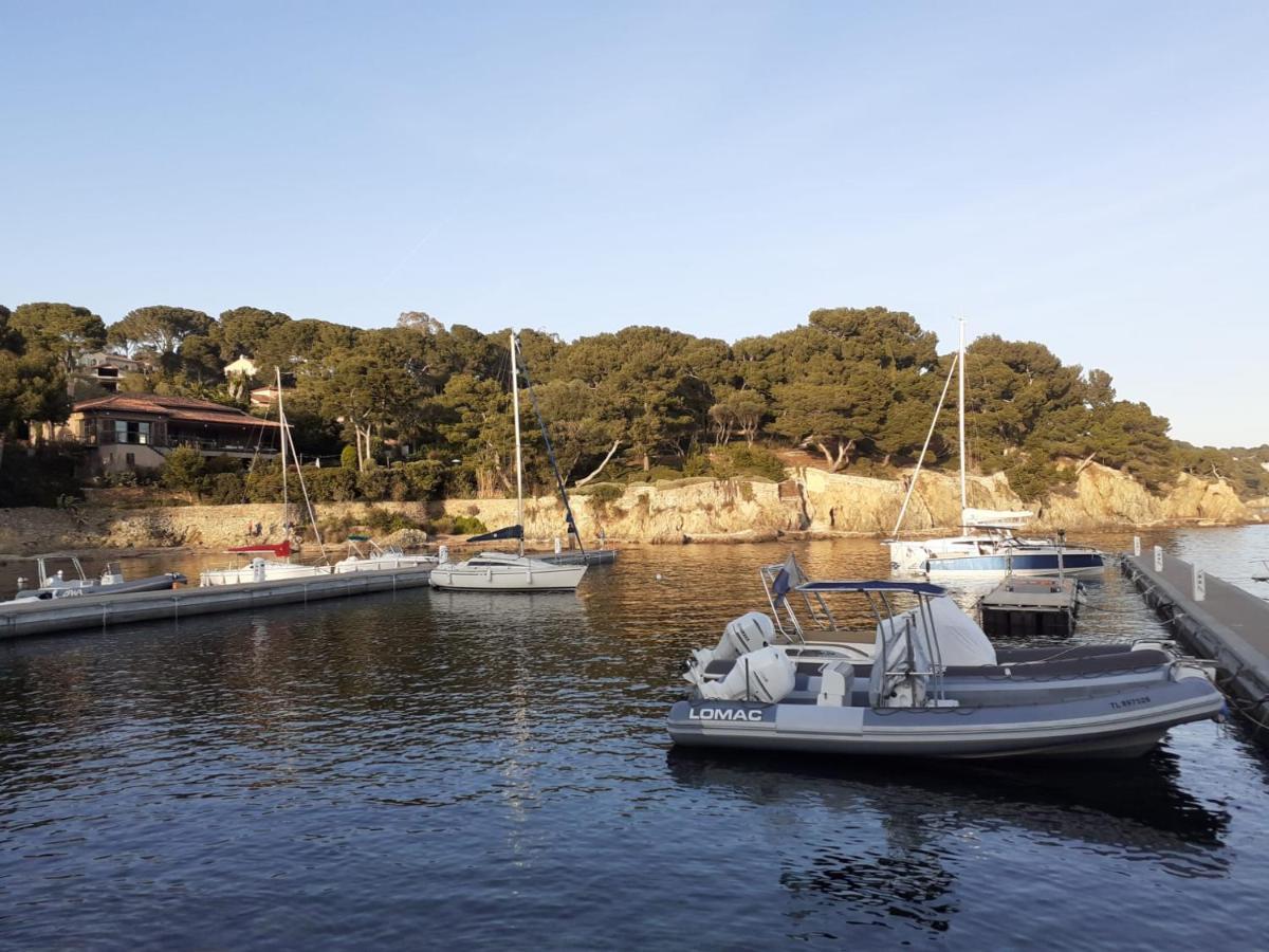 Villa vue mer presqu’île de giens Hyères Extérieur photo