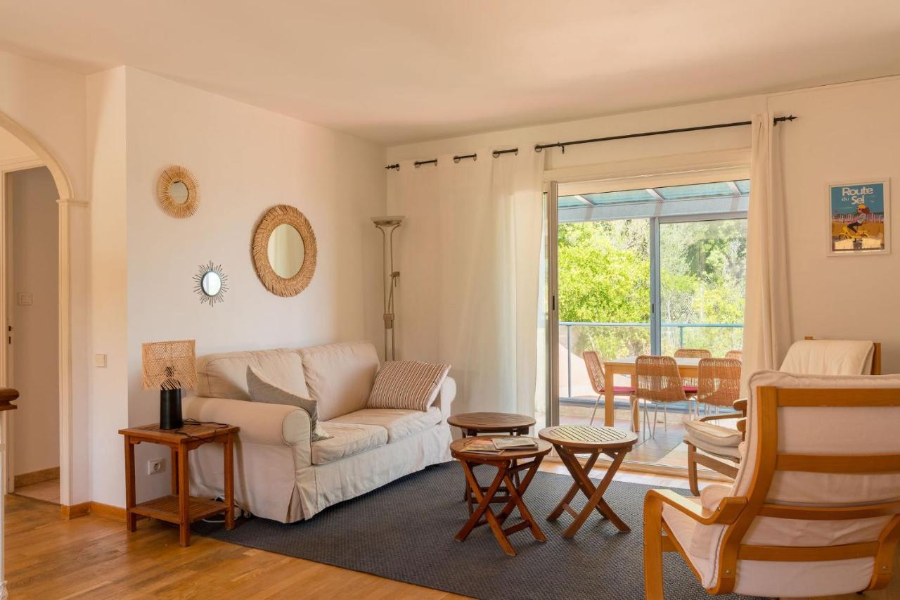 Villa vue mer presqu’île de giens Hyères Extérieur photo