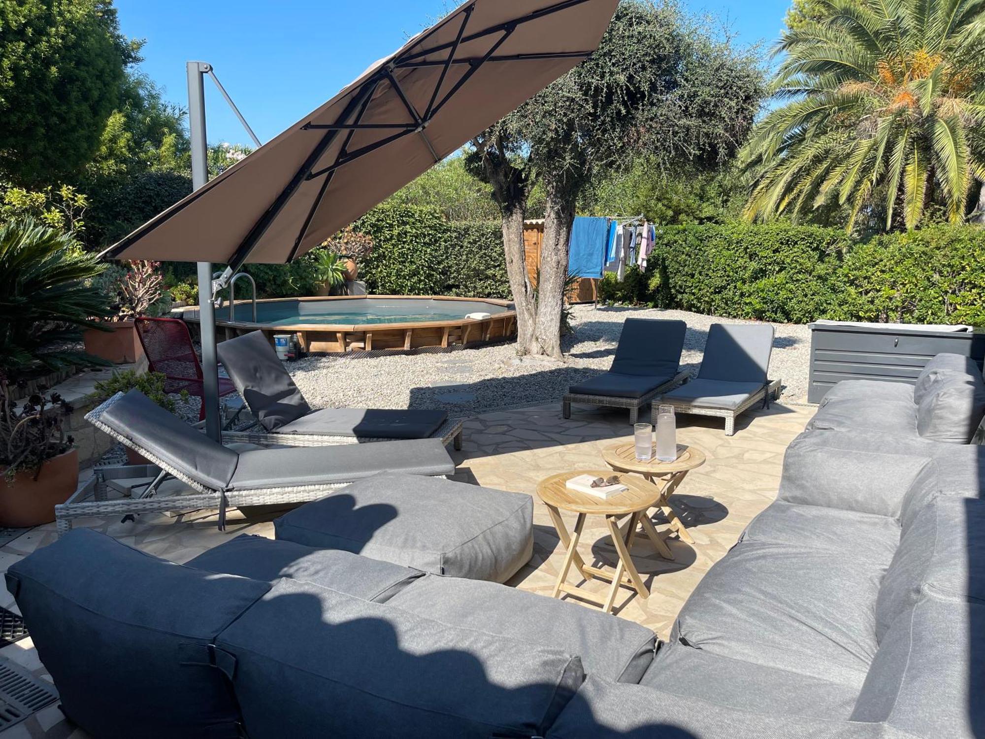 Villa vue mer presqu’île de giens Hyères Extérieur photo